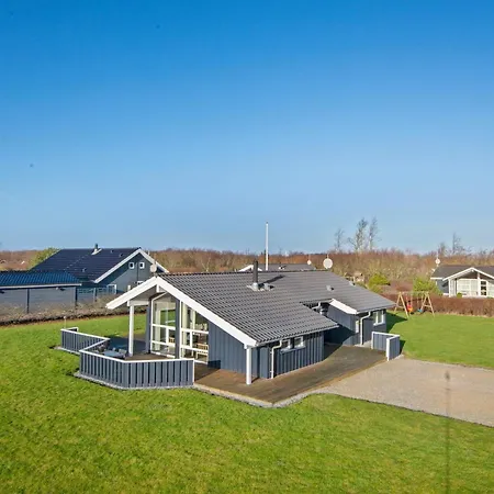 4 Star Holiday Home In Tarm