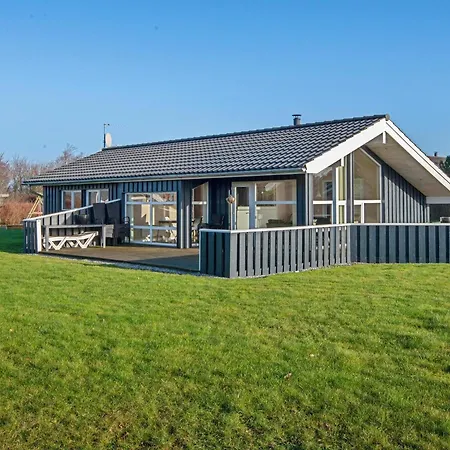 4 Star Holiday Home In Tarm Prázdninový dům *