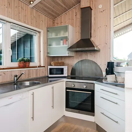 4 Star In Holiday home *